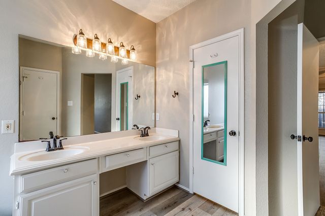 5024 Prairie Creek Trail, Fort Worth, TX 76179