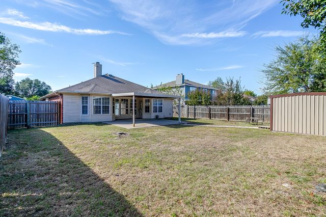 5024 Prairie Creek Trail, Fort Worth, TX 76179