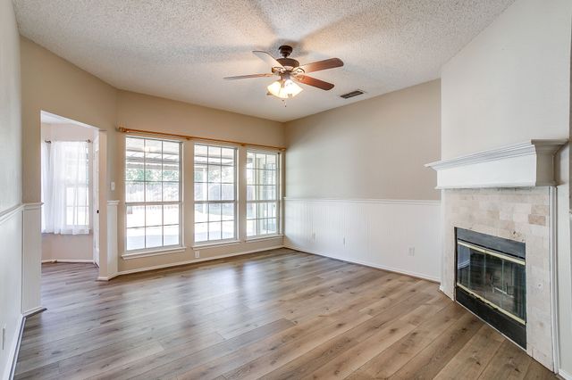5024 Prairie Creek Trail, Fort Worth, TX 76179
