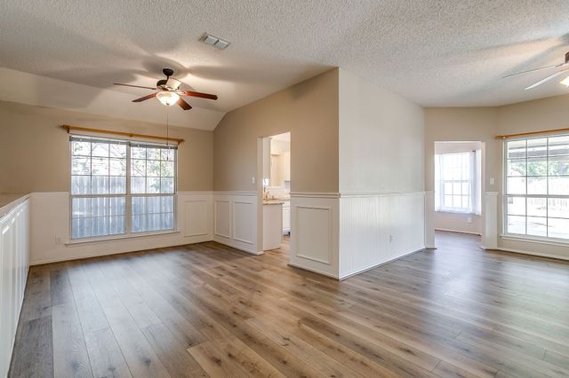 5024 Prairie Creek Trail, Fort Worth, TX 76179