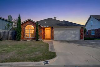 5024 Prairie Creek Trail, Fort Worth, TX 76179
