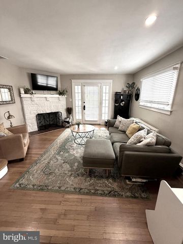 2703 BELMONT AVE, Ardmore, PA 19003