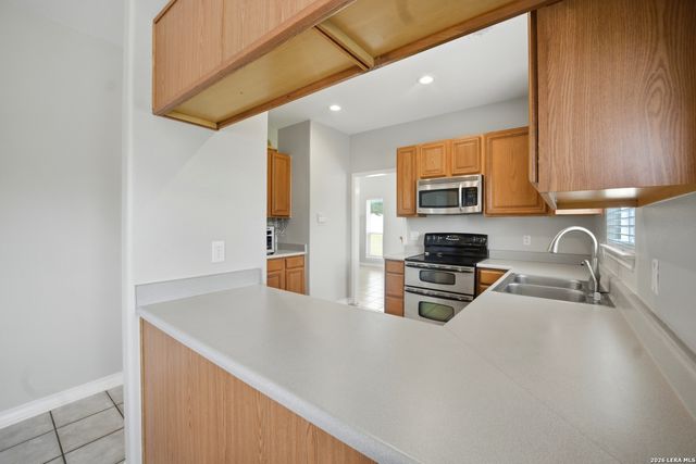 26334 Dancing Bear, San Antonio, TX 78260
