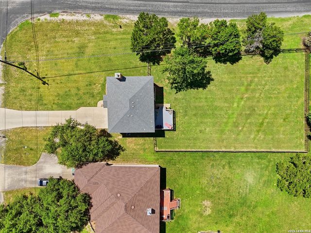 26334 Dancing Bear, San Antonio, TX 78260