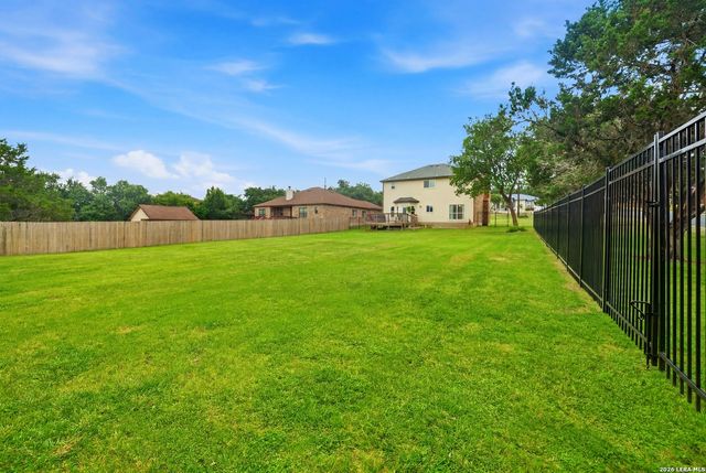 26334 Dancing Bear, San Antonio, TX 78260