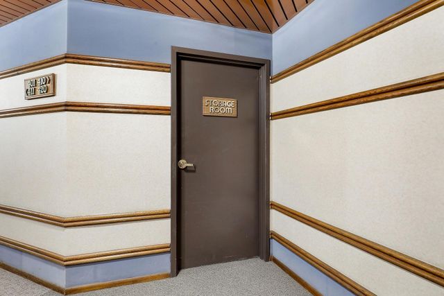 6710 Vernon Avenue S 406, Edina, MN 55436