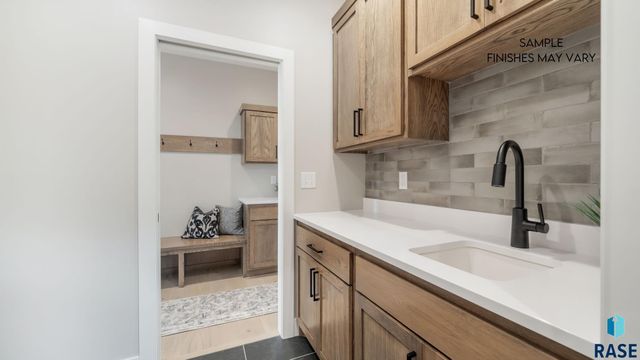 2707 Homestead St Street, Harrisburg, SD 57032