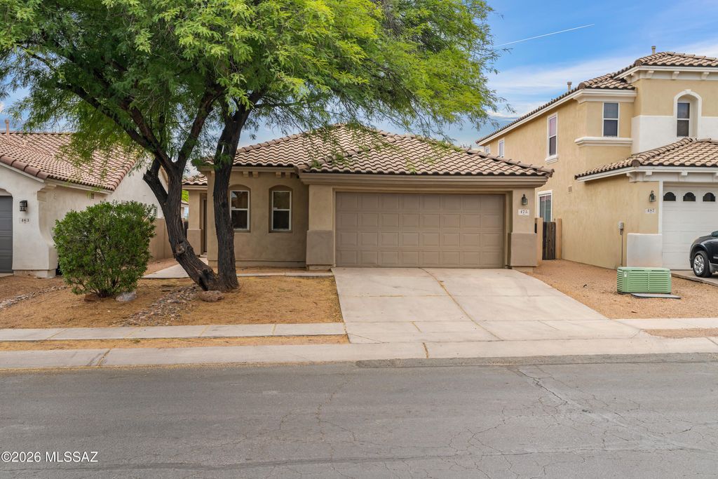 475 W Calle La Bolita, Sahuarita, AZ 85629