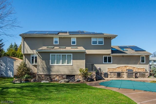 19 Caryn Place, Fairfield Twp., NJ 07004