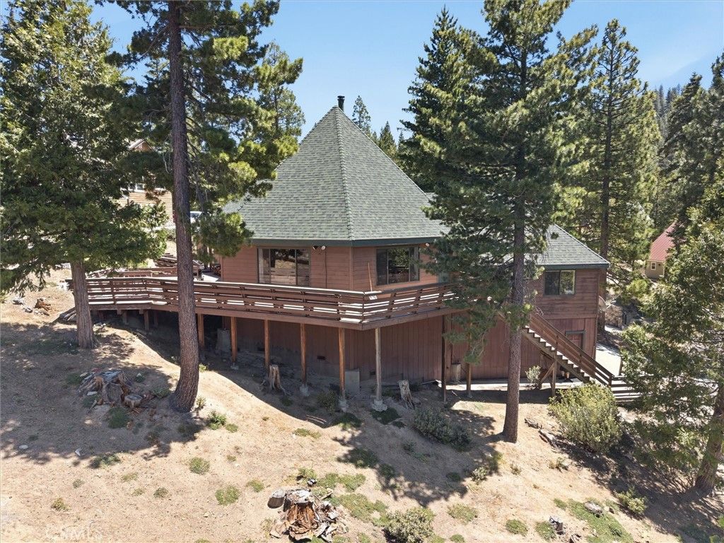 Image 1 of property listing at 7273 Yosemite Park, Yosemite, CA 95389