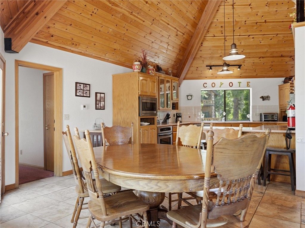 Image 15 of property listing at 7273 Yosemite Park, Yosemite, CA 95389