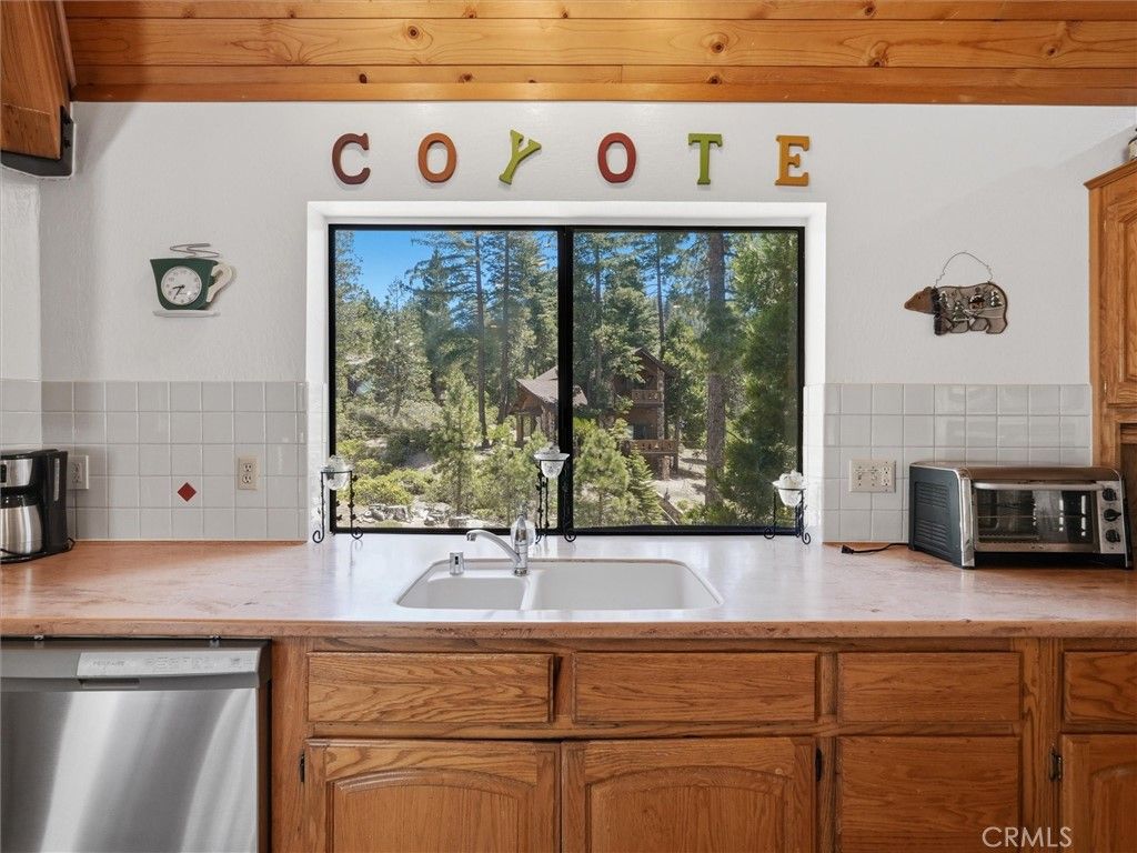 Image 20 of property listing at 7273 Yosemite Park, Yosemite, CA 95389