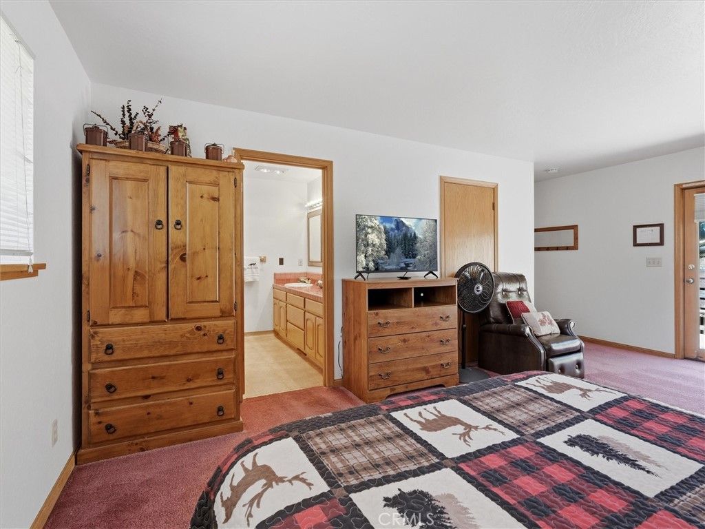 Image 25 of property listing at 7273 Yosemite Park, Yosemite, CA 95389