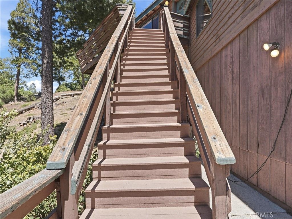 Image 5 of property listing at 7273 Yosemite Park, Yosemite, CA 95389