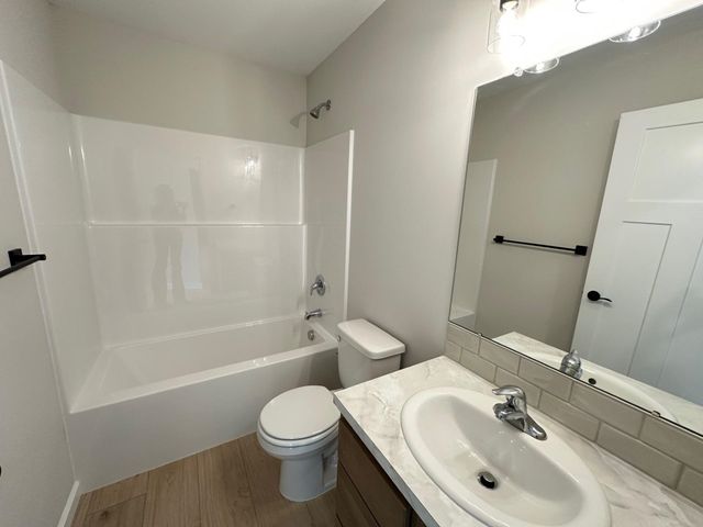 2809 N Rutland Ln, Augusta, KS 67010