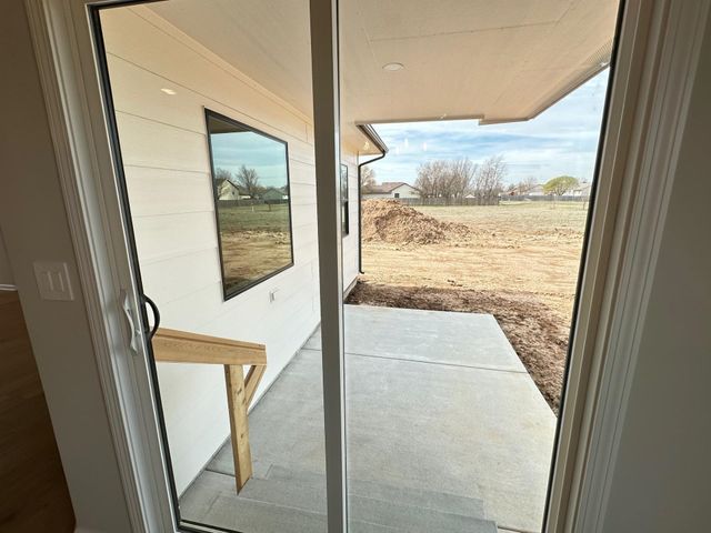 2809 N Rutland Ln, Augusta, KS 67010