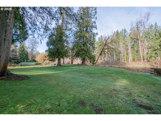 42801 ISLAND INN Dr, Lebanon, OR 97355