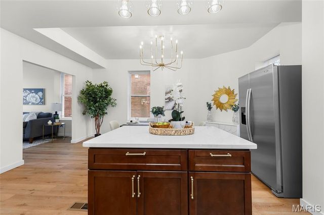 4038 Juniata Street, St Louis, MO 63116