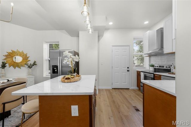 4038 Juniata Street, St Louis, MO 63116