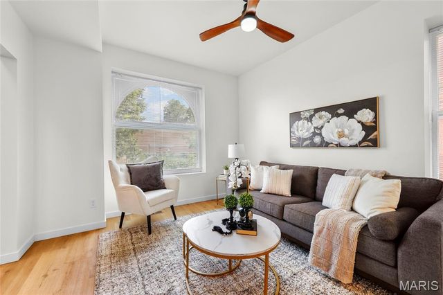 4038 Juniata Street, St Louis, MO 63116