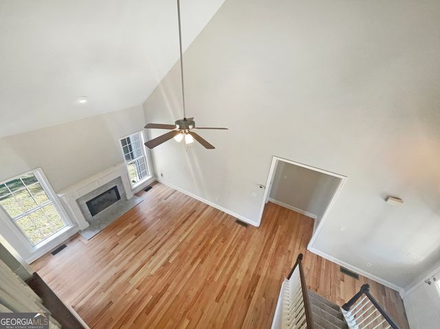 15 Cobblestone Drive NW, Cartersville, GA 30120