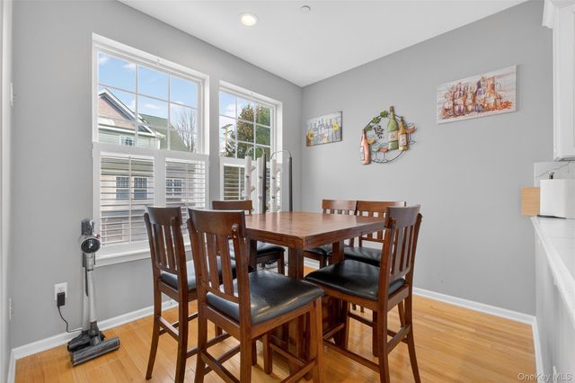 310 Bridgeview Drive, Poughkeepsie, NY 12601