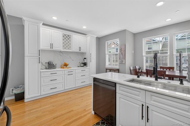 310 Bridgeview Drive, Poughkeepsie, NY 12601