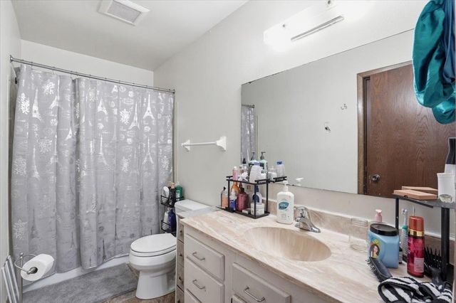 2938-2940 Traceway Drive, Madison, WI 53713