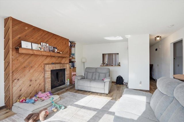 2938-2940 Traceway Drive, Madison, WI 53713