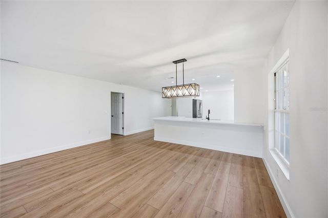 5526 CHANTECLAIRE 31, Sarasota, FL 34235