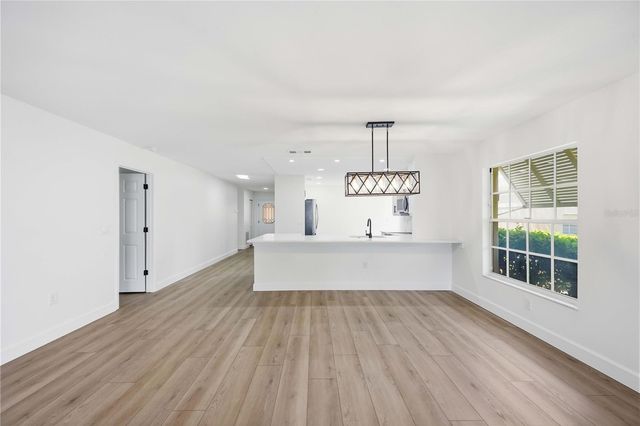 5526 CHANTECLAIRE 31, Sarasota, FL 34235