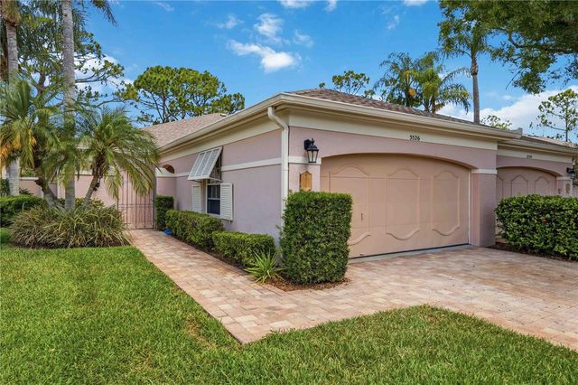5526 CHANTECLAIRE 31, Sarasota, FL 34235