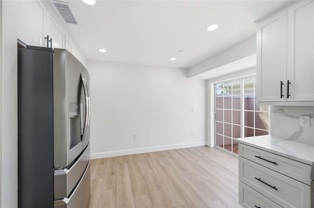 5526 CHANTECLAIRE 31, Sarasota, FL 34235