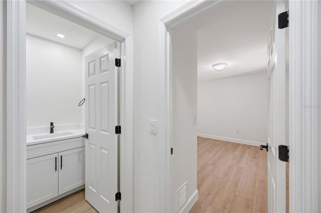 5526 CHANTECLAIRE 31, Sarasota, FL 34235