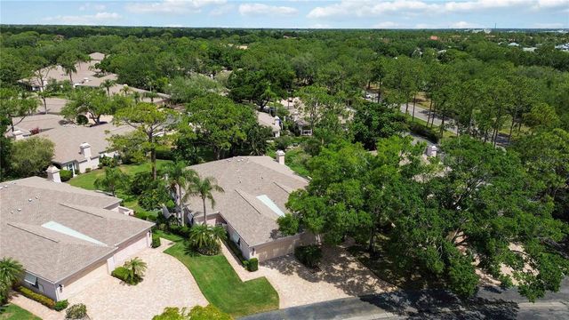 5526 CHANTECLAIRE 31, Sarasota, FL 34235