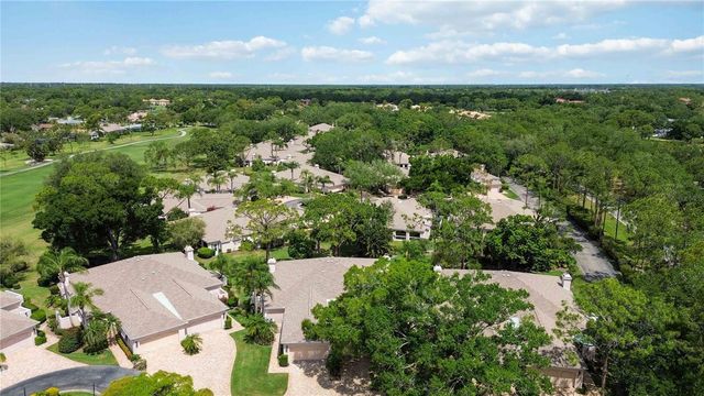 5526 CHANTECLAIRE 31, Sarasota, FL 34235