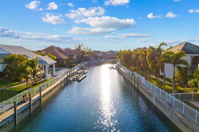 537 FORE DRIVE, Bradenton, FL 34208