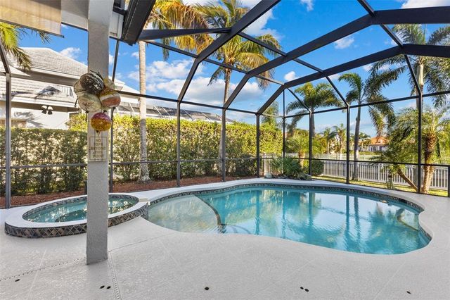 537 FORE DRIVE, Bradenton, FL 34208