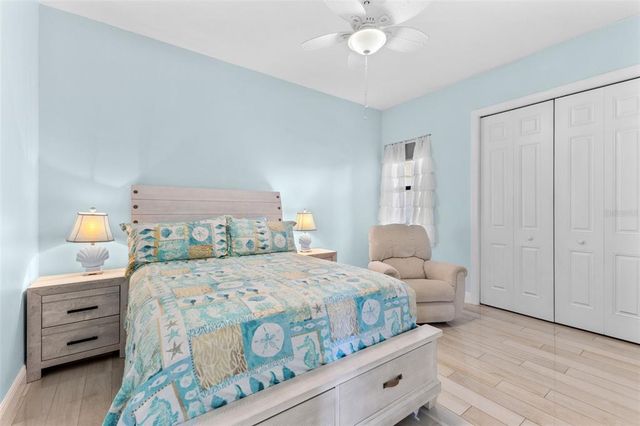 537 FORE DRIVE, Bradenton, FL 34208