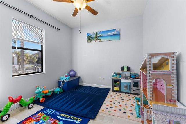 537 FORE DRIVE, Bradenton, FL 34208