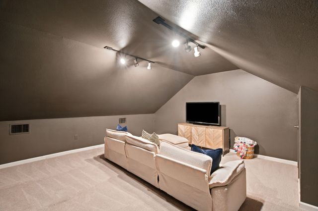 835 Cross Timbers Drive, Double Oak, TX 75077