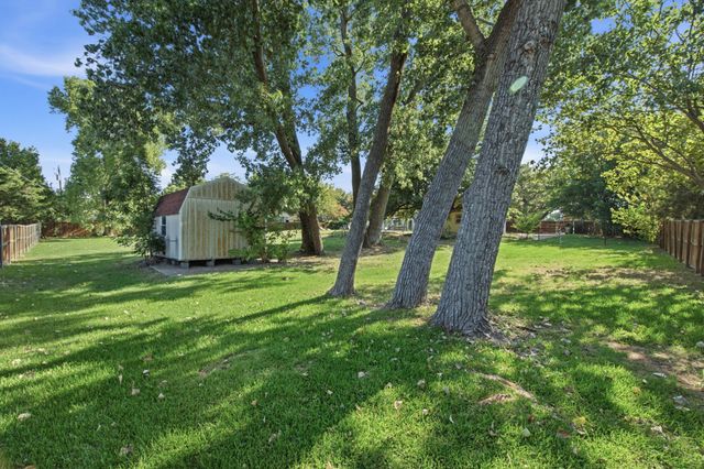 835 Cross Timbers Drive, Double Oak, TX 75077
