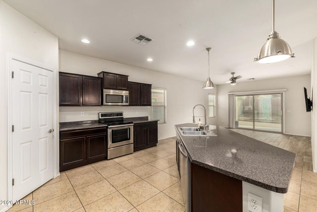 5809 W EUCLID Avenue, Laveen, AZ 85339