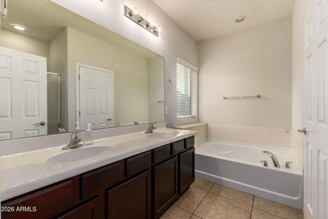 5809 W EUCLID Avenue, Laveen, AZ 85339