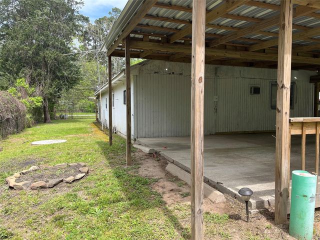 19995 Lakeway Lane, Montgomery, TX 77356