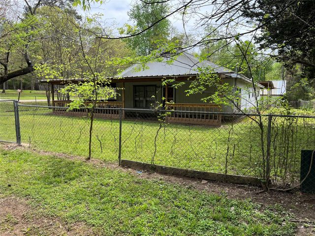 19995 Lakeway Lane, Montgomery, TX 77356