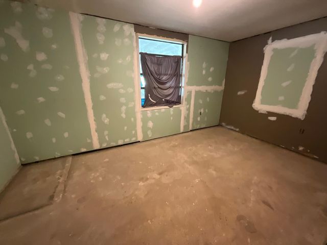 19995 Lakeway Lane, Montgomery, TX 77356