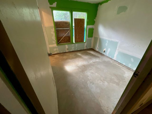 19995 Lakeway Lane, Montgomery, TX 77356