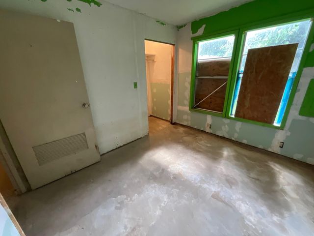 19995 Lakeway Lane, Montgomery, TX 77356