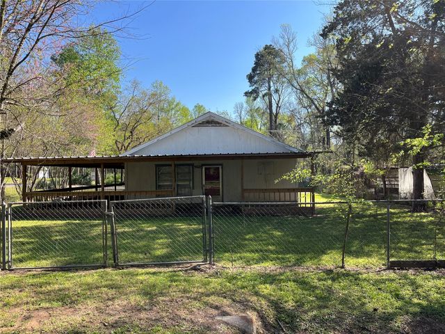 19995 Lakeway Lane, Montgomery, TX 77356